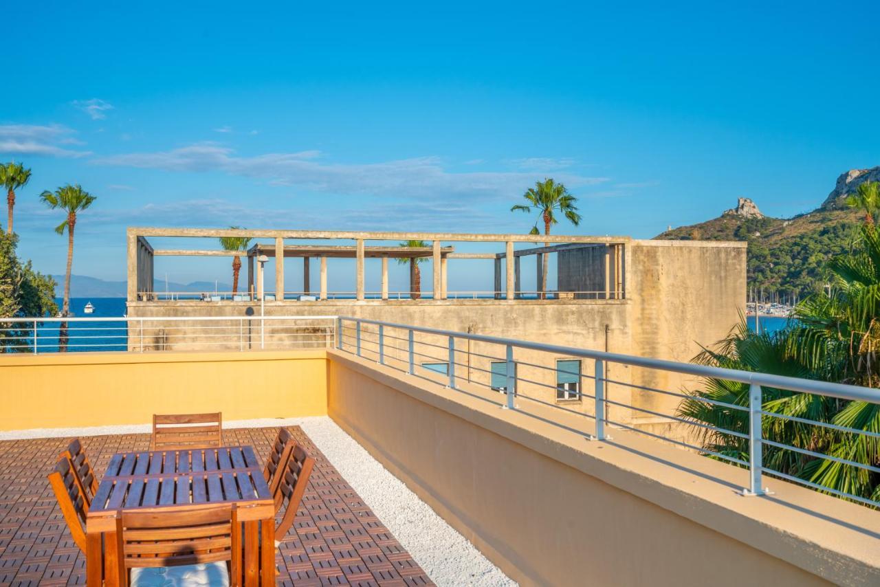 Terrazza Sella Del Diavolo - Vista Mare - Wifi Ac Apartment Cagliari Bagian luar foto